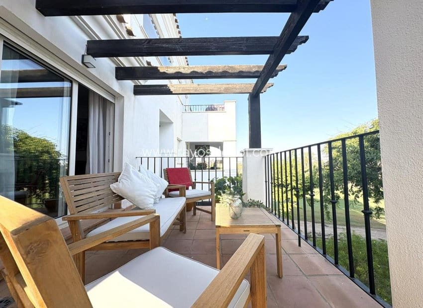 2 soveværelse Lejlighed til salg i Roldan med swimmingpool - € 150.000 (Ref: 9180703)