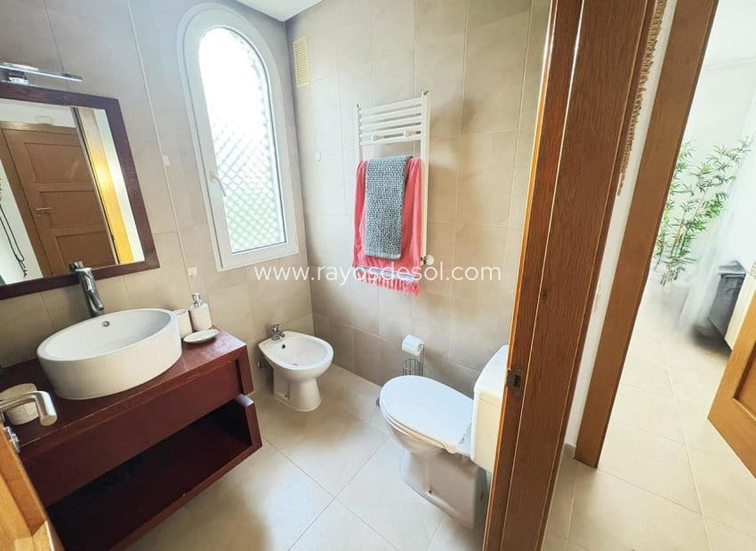 2 soveværelse Lejlighed til salg i Roldan med swimmingpool - € 150.000 (Ref: 9180703)