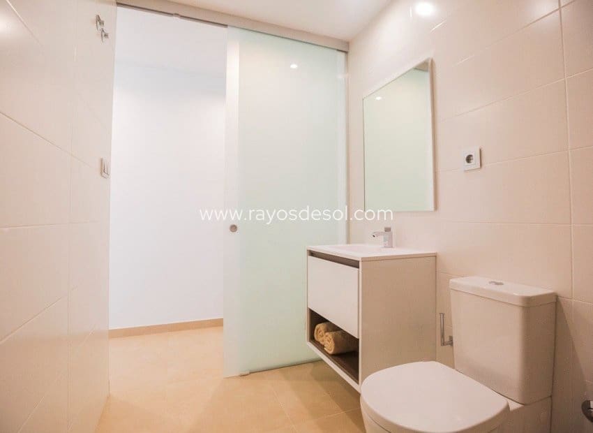 2 sypialnia Apartament na sprzedaż w Vistabella z basenem - 299 900 € (Ref: 9189222)