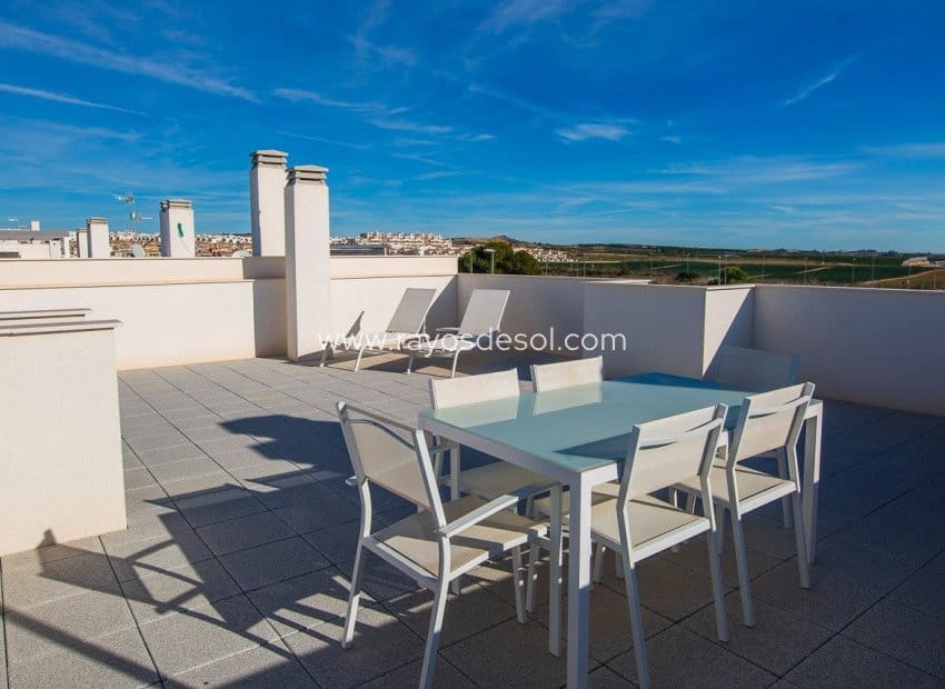 2 sypialnia Apartament na sprzedaż w Vistabella z basenem - 299 900 € (Ref: 9189222)