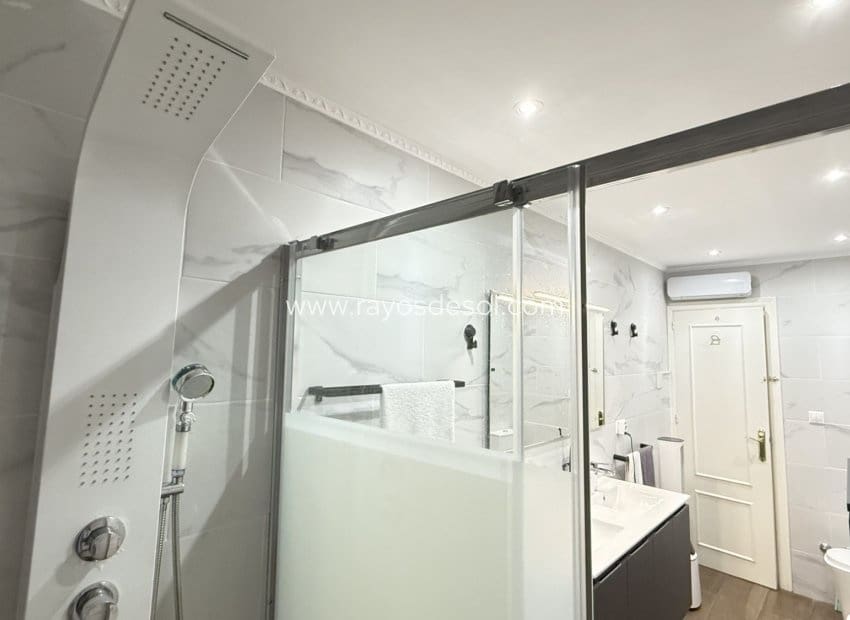 2 soveværelse Byhus til salg i La Zenia med swimmingpool - € 349.900 (Ref: 9191499)