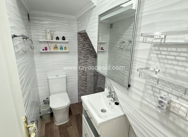 2 quarto Casa em Banda para venda em La Zenia, Orihuela com piscina - 349 900 € (Ref: 9191499)