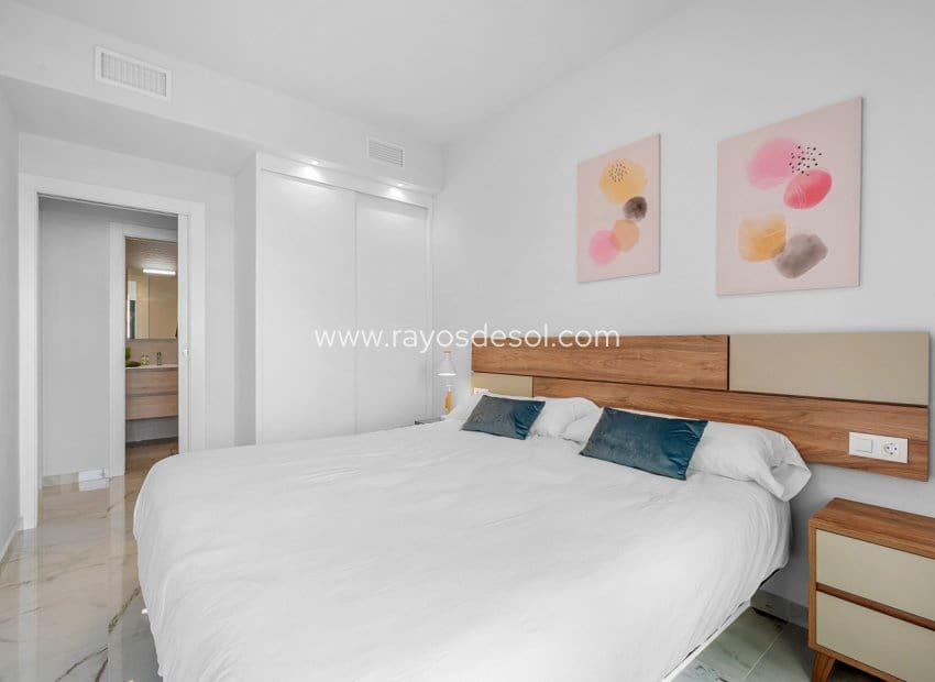 2 chambre Appartement à vendre à Los Altos avec piscine - 329 000 € (Ref: 9196304)