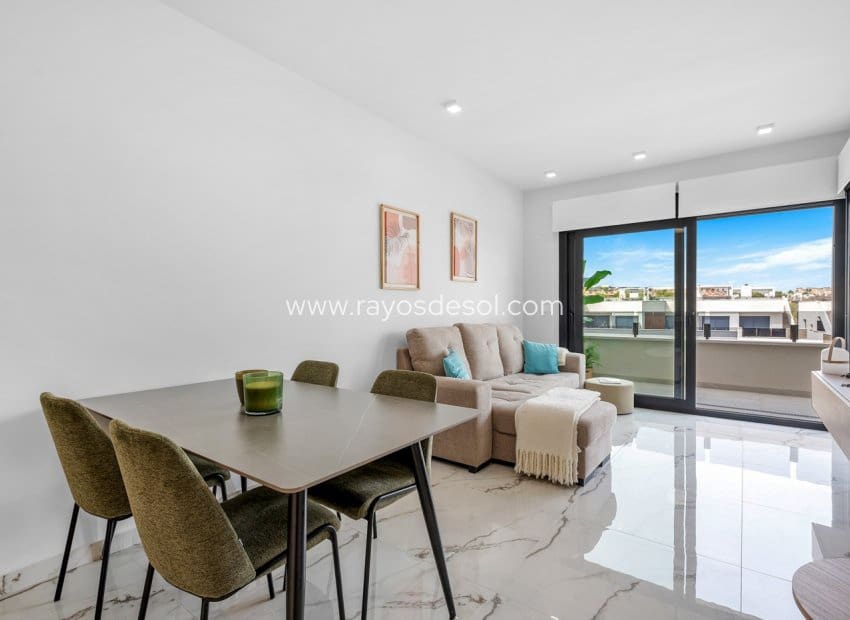 2 chambre Appartement à vendre à Los Altos avec piscine - 329 000 € (Ref: 9196304)