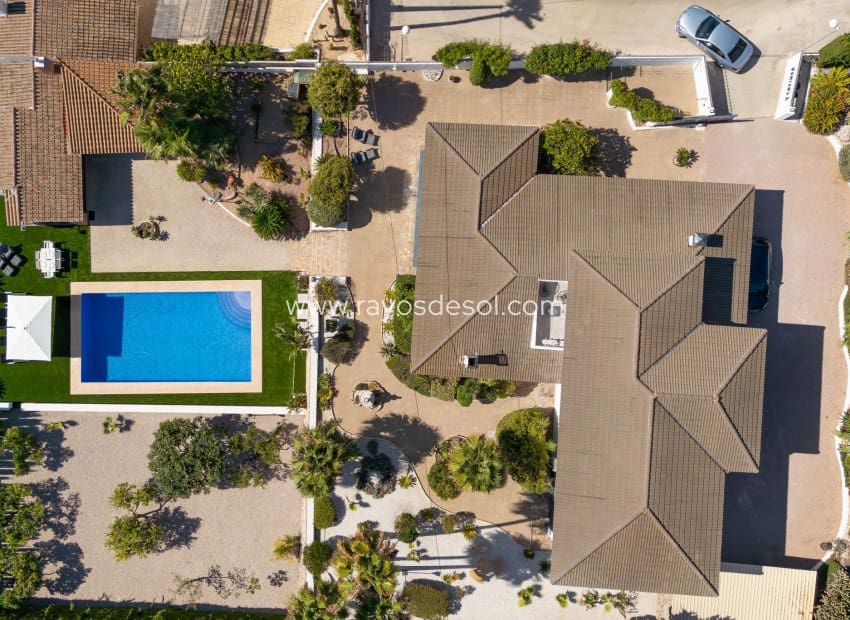 Chalet de 6 habitaciones en Benissa en venta con piscina - 1.650.000 € (Ref: 9208833)