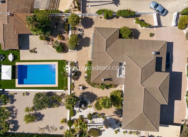 6 soverom Villa til salgs i Benissa med svømmebasseng - € 1 650 000 (Ref: 9208833)
