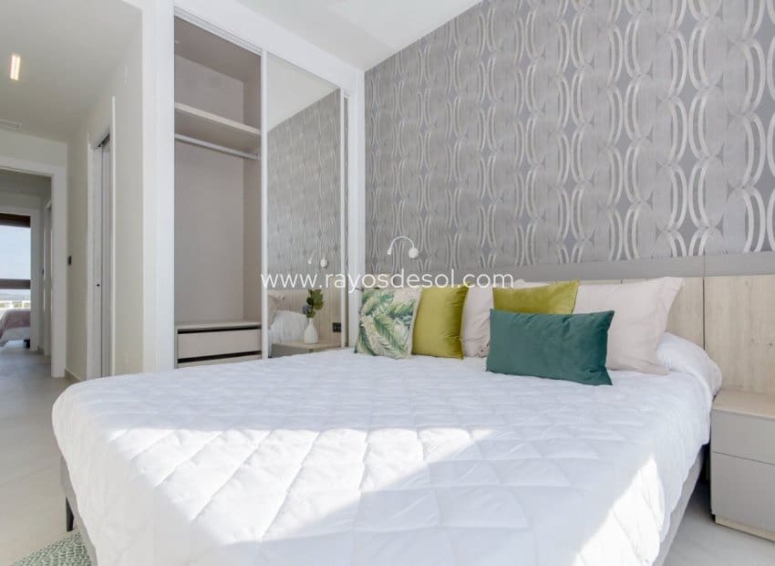 2 bedroom Apartment for sale in Los Balcones with pool - € 315,000 (Ref: 9227788)