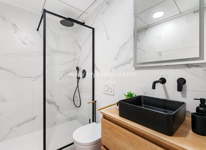 3 bedroom Apartment for sale in Santiago de la Ribera with pool - € 250,000 (Ref: 9248382)