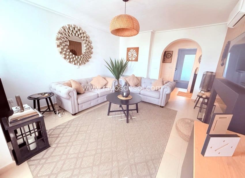 3 slaapkamer Appartement te koop in Avileses met zwembad - € 225.000 (Ref: 9254514)