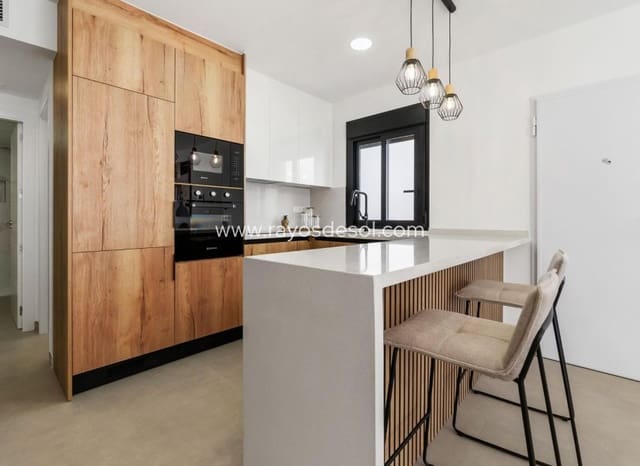 3 bedroom Villa for sale in San Pedro del Pinatar ciudad, San Pedro del Pinatar with pool - € 380,000 (Ref: 9266545)