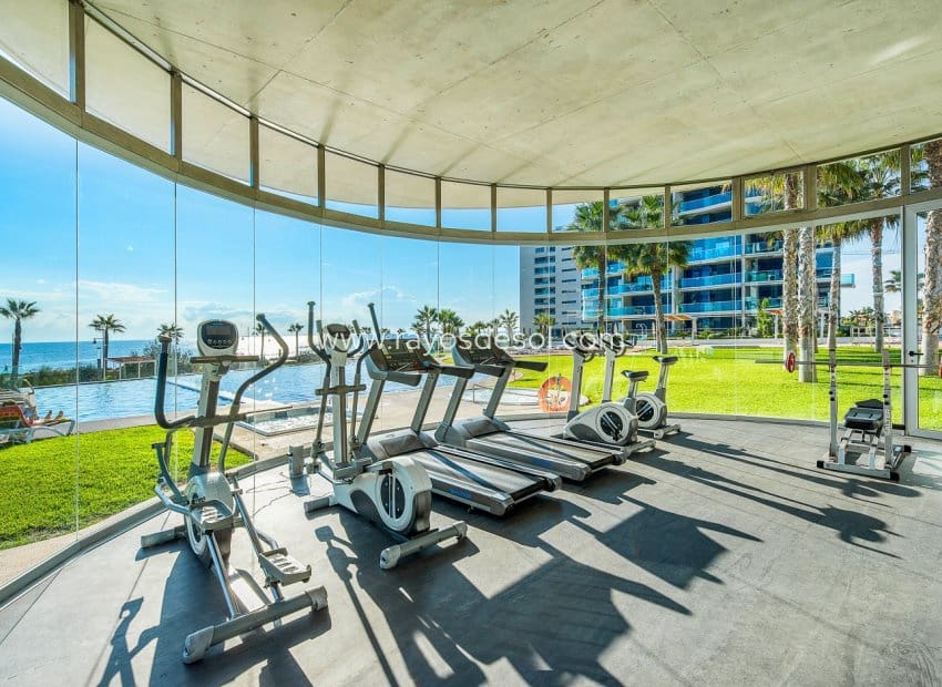 2 soveværelse Lejlighed til salg i Punta Prima med swimmingpool - € 420.000 (Ref: 9285646)