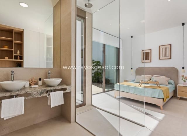 3 quarto Moradia para venda em Las Lomas de Rame - Bahía Bella, Los Alcázares com piscina - 589 900 € (Ref: 9288293)