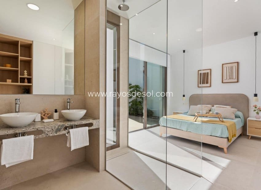 3 bedroom Villa for sale in Los Alcazares with pool - € 649,900 (Ref: 9288293)