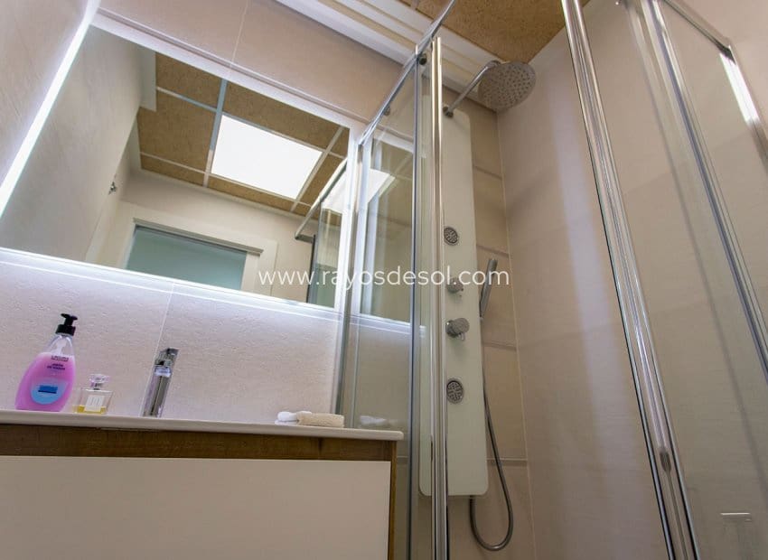 2 camera da letto Appartamento in vendita in Torrevieja con piscina - 275.000 € (Rif: 9297779)