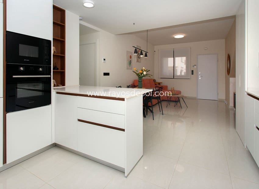 2 camera da letto Appartamento in vendita in Torrevieja con piscina - 275.000 € (Rif: 9297779)