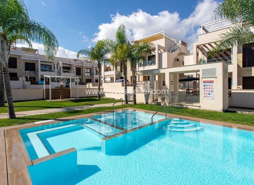 2 camera da letto Appartamento in vendita in Torrevieja con piscina - 275.000 € (Rif: 9297779)