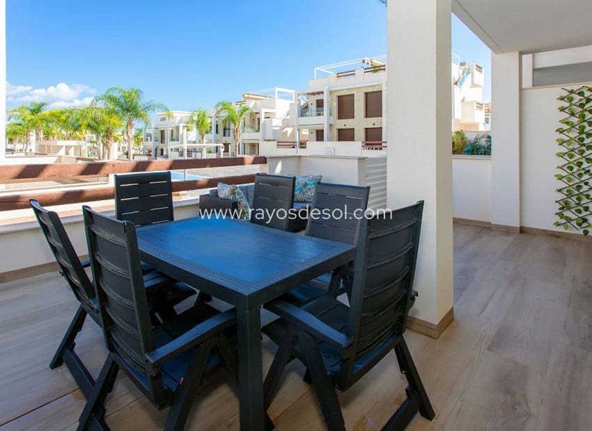 2 camera da letto Appartamento in vendita in Torrevieja con piscina - 275.000 € (Rif: 9297779)