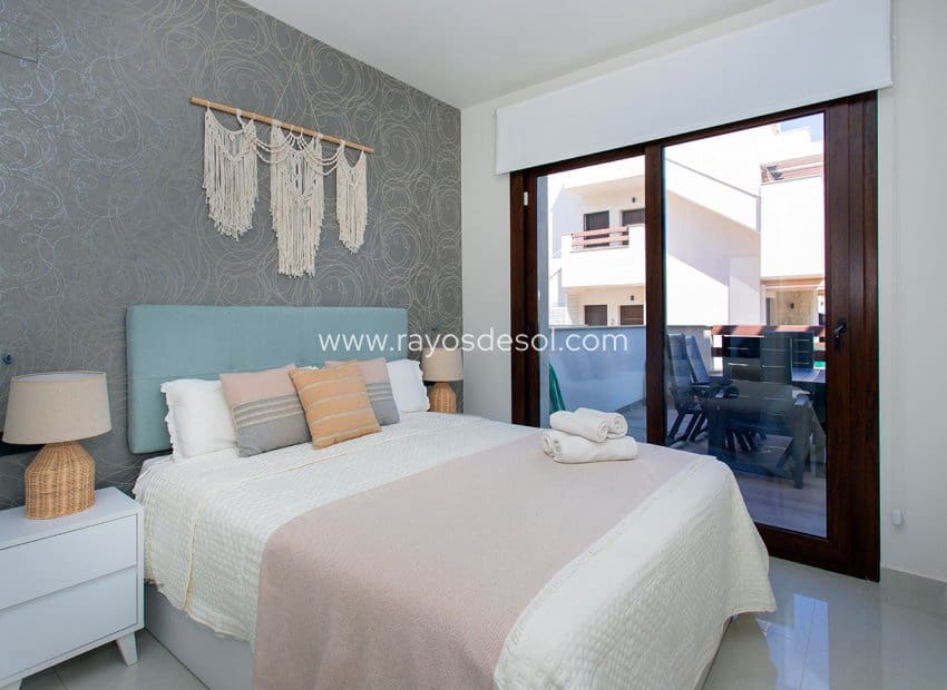 2 camera da letto Appartamento in vendita in Torrevieja con piscina - 275.000 € (Rif: 9297779)