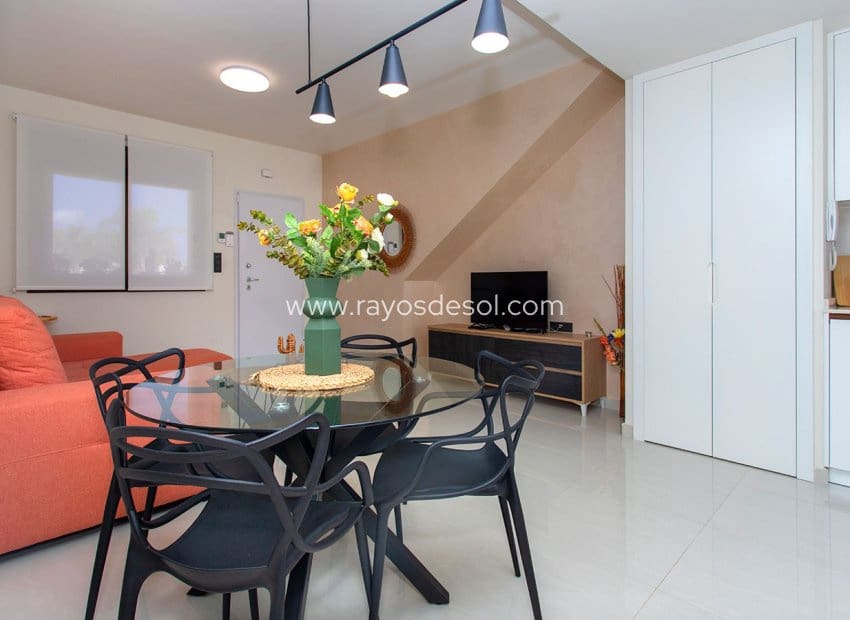 2 camera da letto Appartamento in vendita in Torrevieja con piscina - 275.000 € (Rif: 9297779)