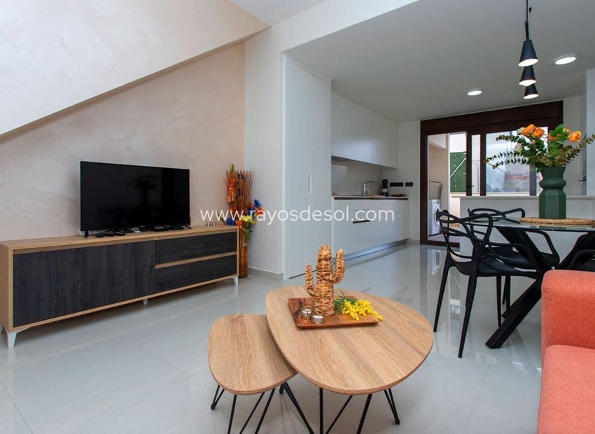 2 camera da letto Appartamento in vendita in Torrevieja con piscina - 275.000 € (Rif: 9297779)