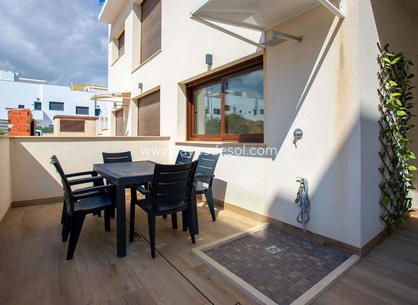 2 camera da letto Appartamento in vendita in Torrevieja con piscina - 275.000 € (Rif: 9297779)