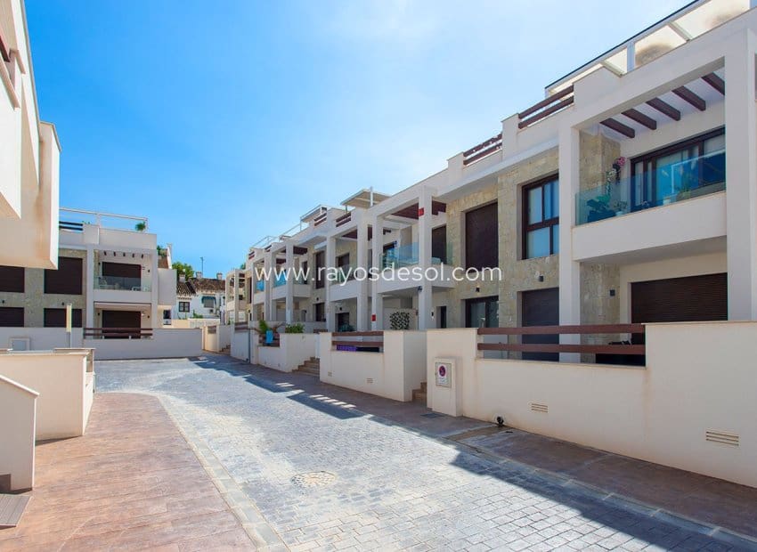 2 camera da letto Appartamento in vendita in Torrevieja con piscina - 275.000 € (Rif: 9297779)