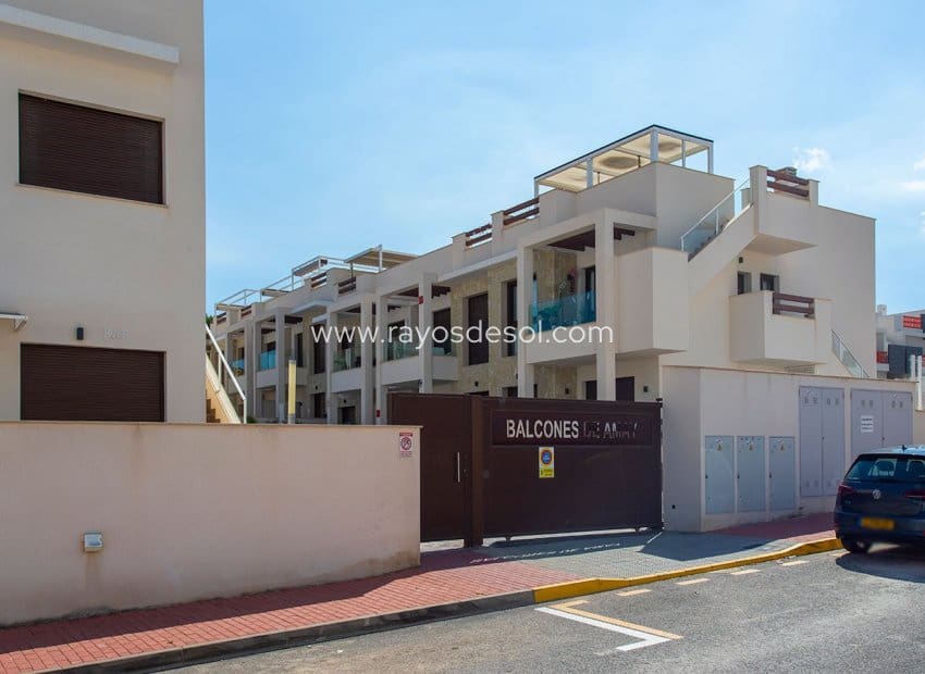 2 camera da letto Appartamento in vendita in Torrevieja con piscina - 275.000 € (Rif: 9297779)