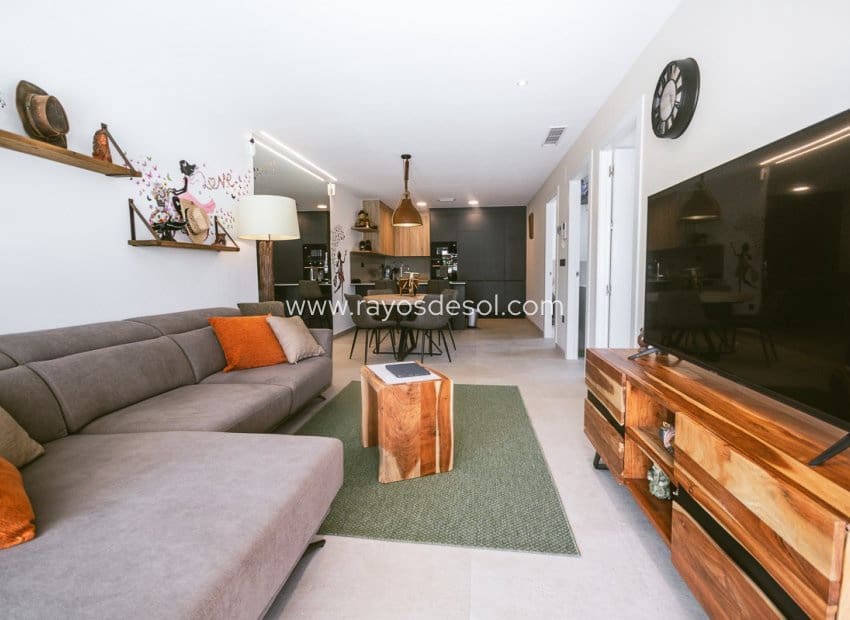 2 sovrum Lägenhet till salu i Lo Crispin med pool - 239 000 € (Ref: 9297780)