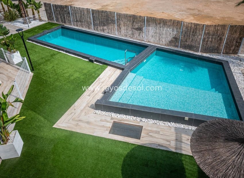 2 sovrum Lägenhet till salu i Lo Crispin med pool - 239 000 € (Ref: 9297780)