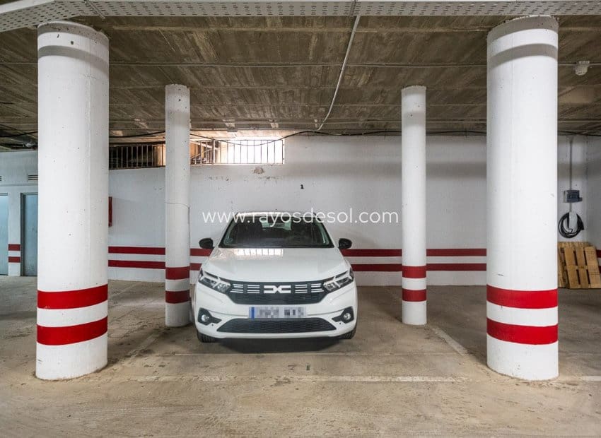 2 sovrum Lägenhet till salu i Lo Crispin med pool - 239 000 € (Ref: 9297780)