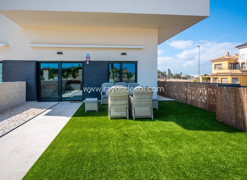 2 sovrum Lägenhet till salu i Lo Crispin med pool - 239 000 € (Ref: 9297780)