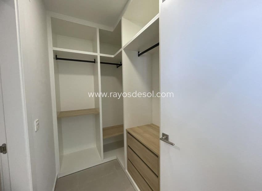 3 chambre Villa/Maison à vendre à Heredades avec piscine - 359 900 € (Ref: 9297781)