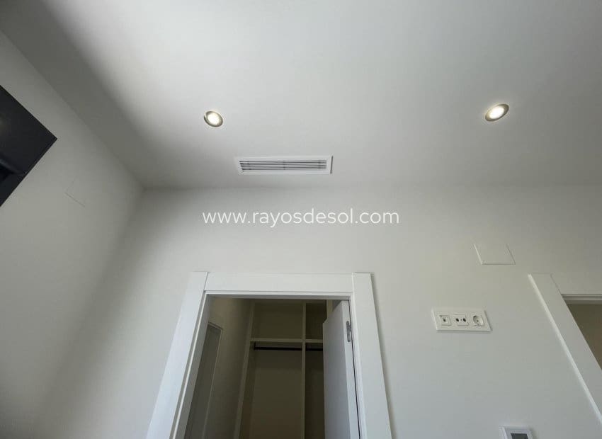 3 chambre Villa/Maison à vendre à Heredades avec piscine - 359 900 € (Ref: 9297781)