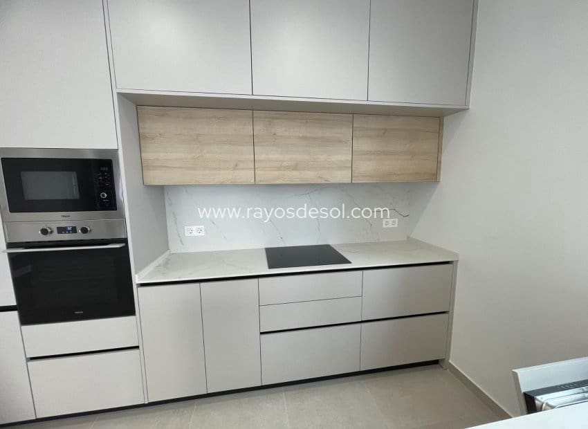 3 chambre Villa/Maison à vendre à Heredades avec piscine - 359 900 € (Ref: 9297781)