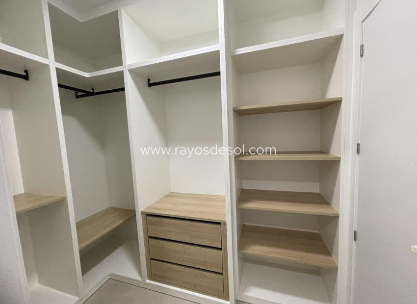 3 chambre Villa/Maison à vendre à Heredades avec piscine - 359 900 € (Ref: 9297781)