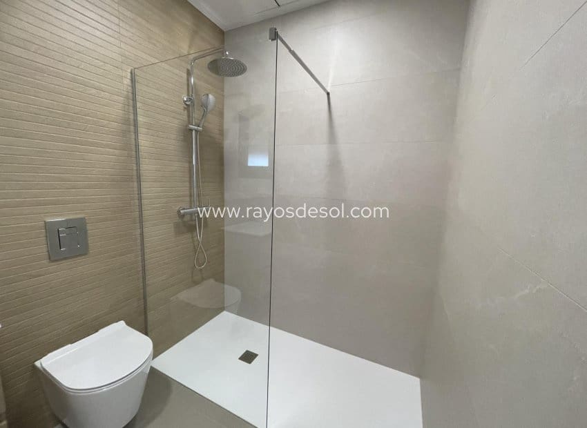 3 chambre Villa/Maison à vendre à Heredades avec piscine - 359 900 € (Ref: 9297781)