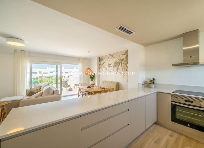 Apartamento de 2 habitaciones en Vistabella en venta con piscina - 269.900 € (Ref: 9297785)