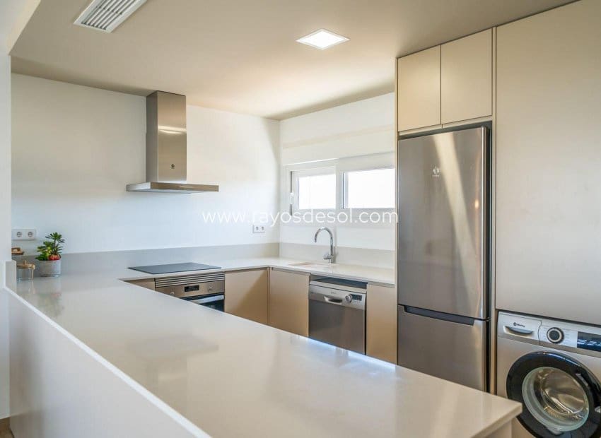 2 makuuhuone Huoneisto myytävänä paikassa Vistabella mukana uima-altaan - 269 900 € (Ref: 9297785)