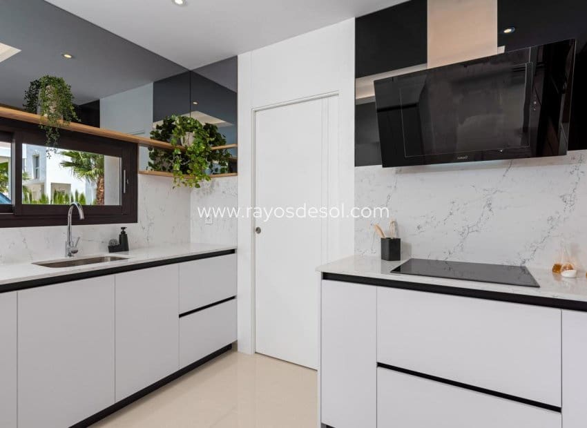 3 soverom Villa til salgs i Rojales med svømmebasseng - € 884 450 (Ref: 9322187)