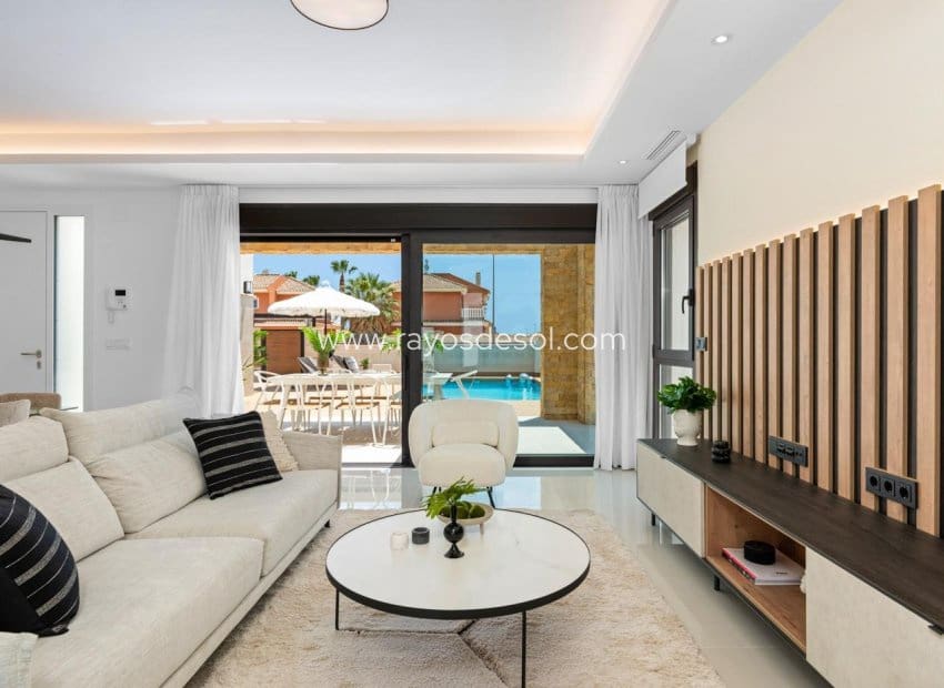 3 soverom Villa til salgs i Rojales med svømmebasseng - € 884 450 (Ref: 9322187)