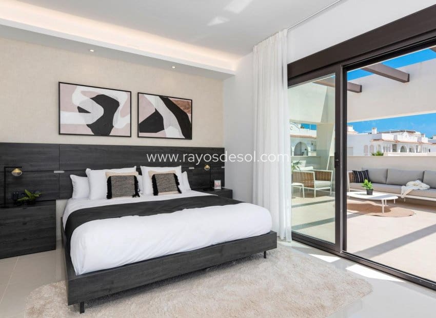 3 soverom Villa til salgs i Rojales med svømmebasseng - € 884 450 (Ref: 9322187)