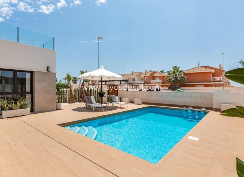 3 soverom Villa til salgs i Rojales med svømmebasseng - € 884 450 (Ref: 9322187)