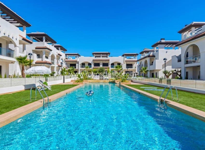 3 soverom Leilighet til salgs i Dona Pepa med svømmebasseng - € 444 500 (Ref: 9322188)