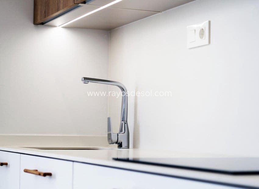 2 slaapkamer Appartement te koop in Torre de la Horadada met zwembad - € 375.000 (Ref: 9322191)