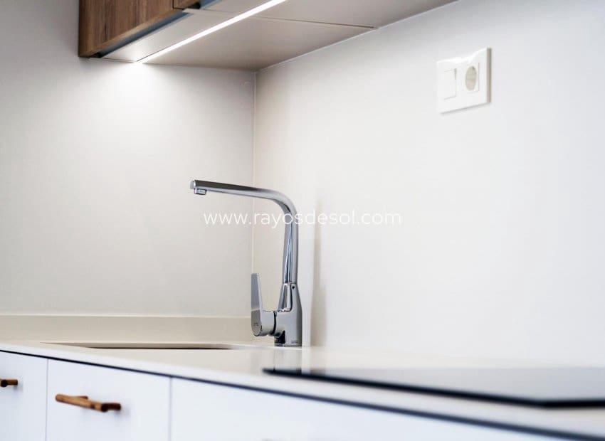2 Zimmer Apartment zu verkaufen in Torre de la Horadada mit Pool - 375.000 € (Ref: 9322191)
