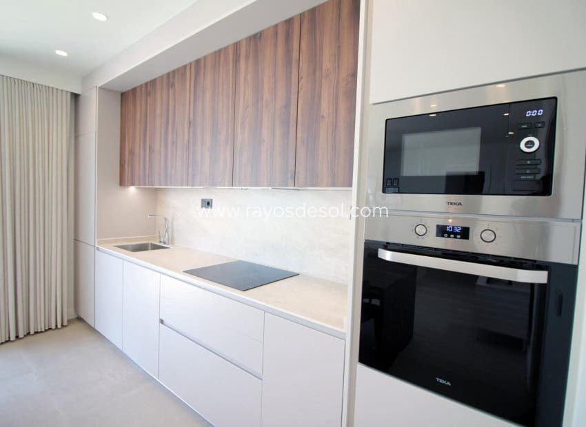 2 bedroom Apartment for sale in Torre de la Horadada with pool - € 385,000 (Ref: 9322192)