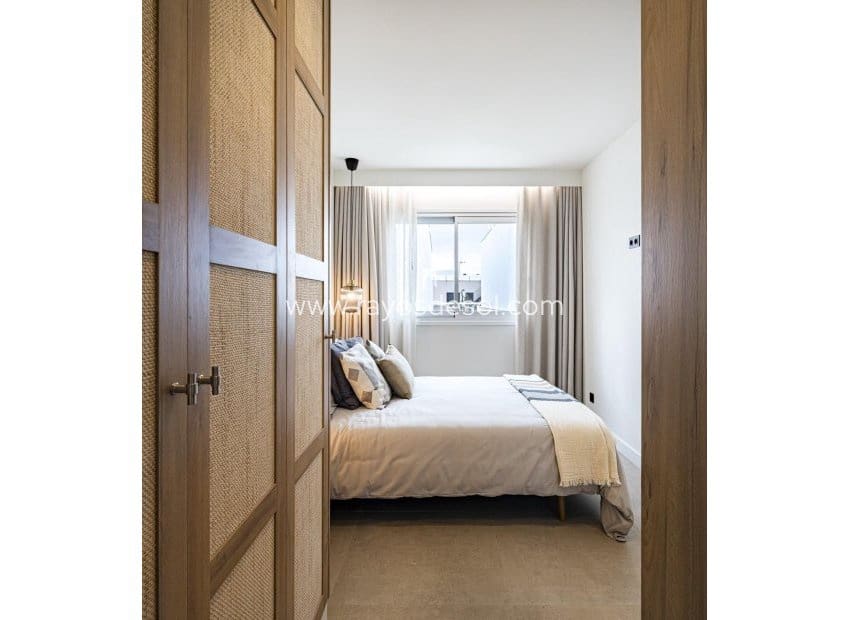 2 quarto Apartamento para venda em Torre de la Horadada com piscina - 395 000 € (Ref: 9322192)