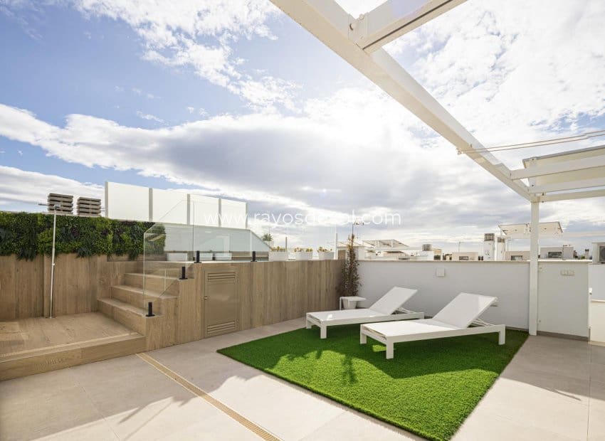 2 quarto Apartamento para venda em Torre de la Horadada com piscina - 395 000 € (Ref: 9322192)