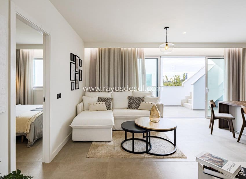 2 quarto Apartamento para venda em Torre de la Horadada com piscina - 395 000 € (Ref: 9322192)