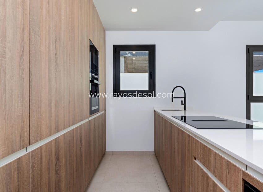 3 slaapkamer Appartement te koop in Pilar de la Horadada met zwembad - € 339.900 (Ref: 9322195)